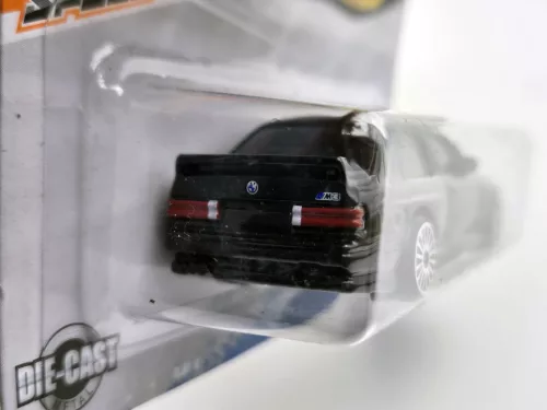 BMW E30 M3 (1988) -  Maisto - 1:64