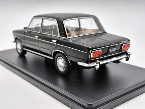 Lada 1500 -  Whitebox - 1:24