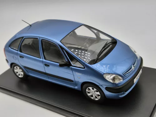 Citroen Xsara Picasso -  Whitebox - 1:24