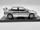 Mitsubishi Lancer Evo VII  -  Whitebox - 1:24