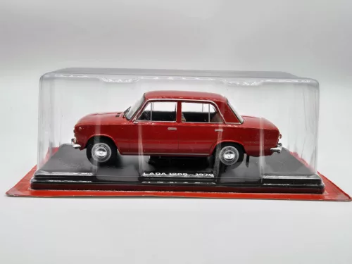 Lada 2101 1200 (1970) - piros -  Hachette - 1:24