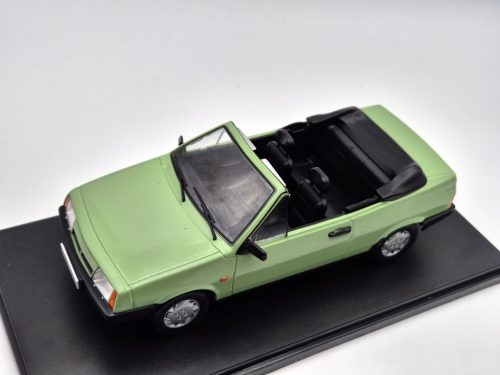 Lada Samara - Vaz 2108 Cabriolet - Natasha (1986) -  Hachette - 1:24