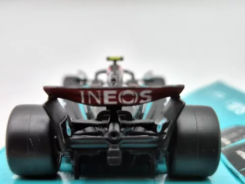 Mercedes GP W15 EQ Performance F1 #44 (2024) - Lewis Hamilton -  Bburago - 1:43