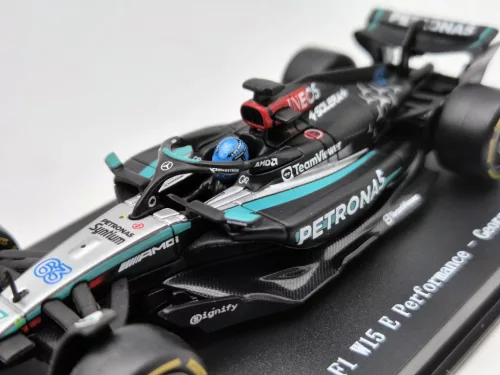 Mercedes GP W15 EQ Performance F1 #63 (2024) - George Russel - PILÓTÁVAL -  Bburago - 1:43