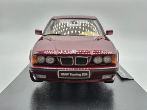 BMW E34 Touring (1996) - bordó -  Triple9 - 1:18