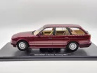BMW E34 Touring (1996) - bordó -  Triple9 - 1:18