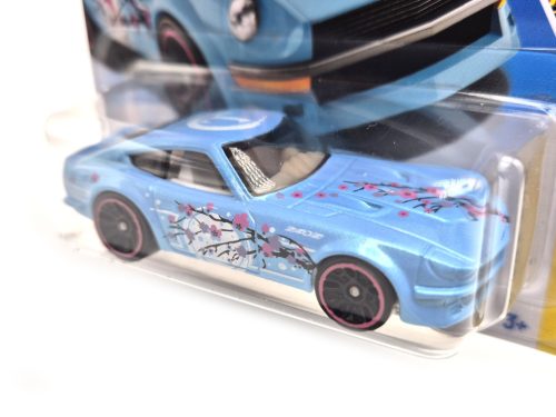 Hot Wheels Datsun 240Z - HW Art Cars 4/10 - 62/250 -  Hot Wheels - 1:64