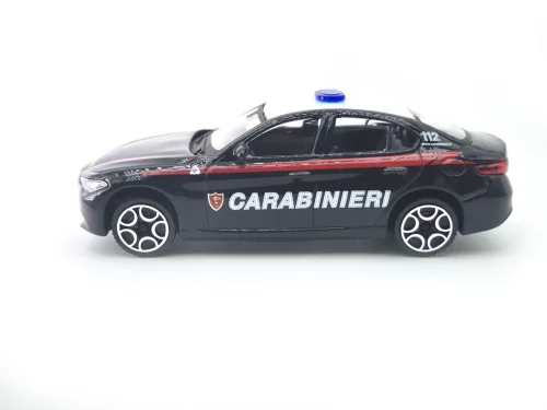 Alfa Romeo Giulia Carabinieri (2015) -  Burago - 1:43