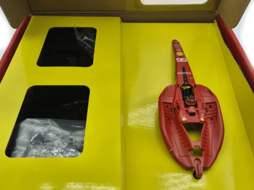 Ferrari SF-23 F1 #55 (2023) - Carlos Sainz - összeszerelhető modell  -  Bburago - 1:24