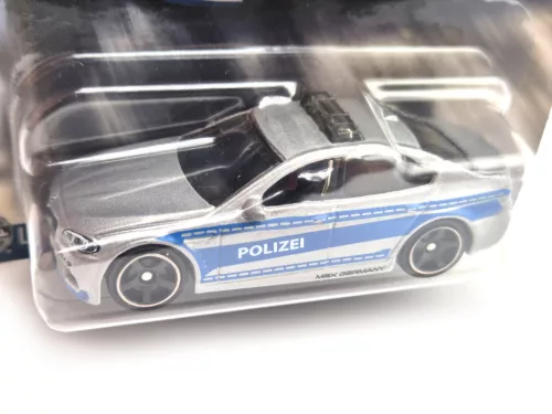 BMW F10 M5 Police - 02/05 - hosszú kártyás -  Matchbox - 1:64