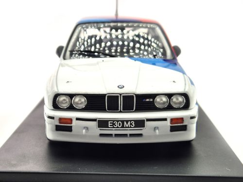 BMW E30 M3 (1989) -  Whitebox - 1:24