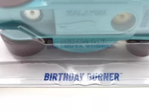 Hot Wheels Birthday Burner - HW Celebration Racers 5/10 - 143/250 - TH - Treasure Hunt -  Hot Wheels - 1:64