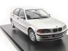 BMW E46 sedan (1999) - ezüst -  KK-Scale - 1:18