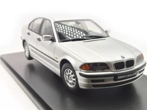 BMW E46 sedan (1999) - ezüst -  KK-Scale - 1:18