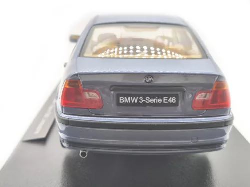 BMW E46 sedan (1999) - kék -  KK-Scale - 1:18