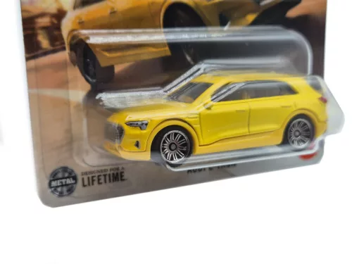 Audi E-Tron - 98/125 - bliszteres -  Matchbox - 1:64