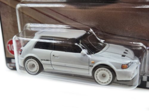 Hot Wheels Premium - Boulevard - Mazda 323 GTR -  Hot Wheels - 1:64