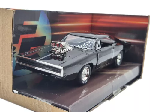 Dom's Dodge Charger (1970) - Fast & Furious - Halálos Iramban -  Jada - 1:32