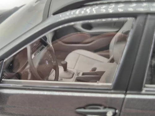 BMW E46 touring - sötét szürke -  KK-Scale - 1:18