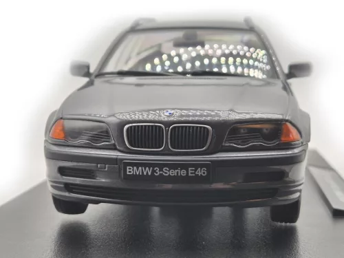 BMW E46 touring - sötét szürke -  KK-Scale - 1:18