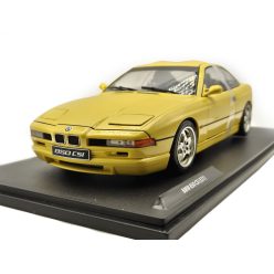 BMW E31 850 CSi (1990) - sárga -  Solido - 1:18