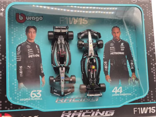 Mercedes W15 F1 szett (2024) - #44 Lewis Hamilton - #63 George Russel -  Bburago - 1:43