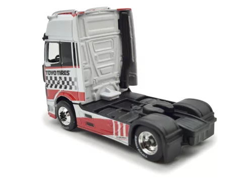 Mercedes Benz Actros 1851 MP4 Gigaspace Toyo Tires kamion (2018) -  Maisto - 1:64