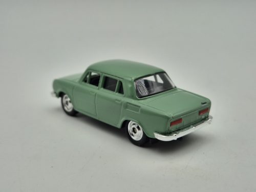 Skoda 100 - Super9 Scale Model - 1:60