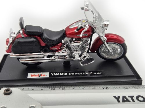 Yamaha Road Star (2001) -  Maisto - 1:18