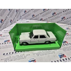   Mercedes Benz 220D W115 (1968) -  Welly - 1:24 - kis hibával