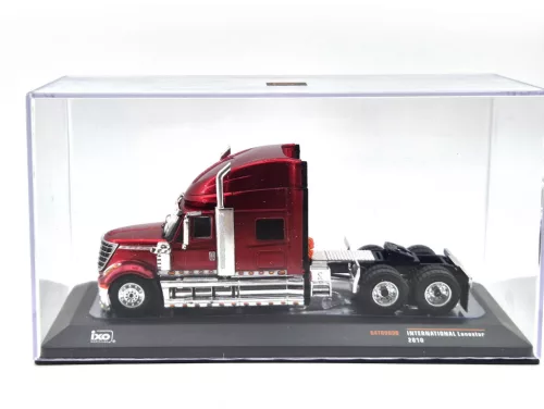 International Lonestar Tractor (2010) - kamion - Ixo - 1:64 - kis hibával