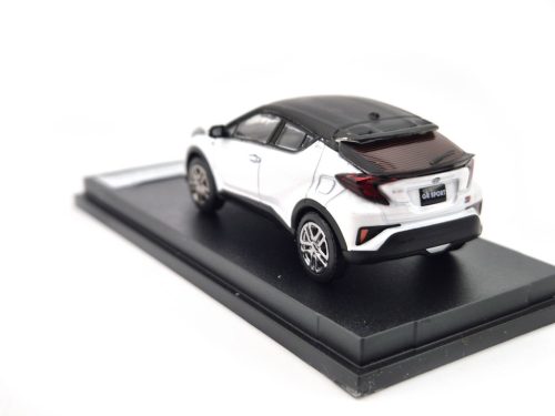 Toyota C-HR Hybrid GR Sport - DieCastTeam - 1:64