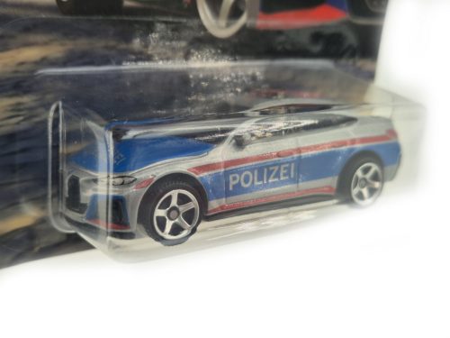 BMW i4 Police sedan Berline - rendőrautó - Matchbox - 1:64