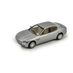Maserati Quattroporte (2003) - Ricko - 1:87 - kis hibával