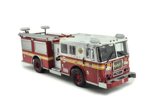 Seagrave tűzoltóautó - New York USA (2003) -  Edicola - 1:43