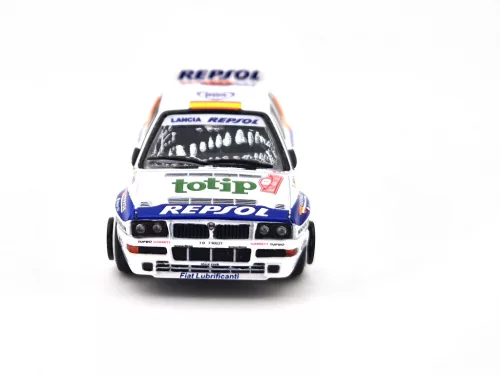 Lancia Delta HF Integrale Evo -  Mini GT - 1:64